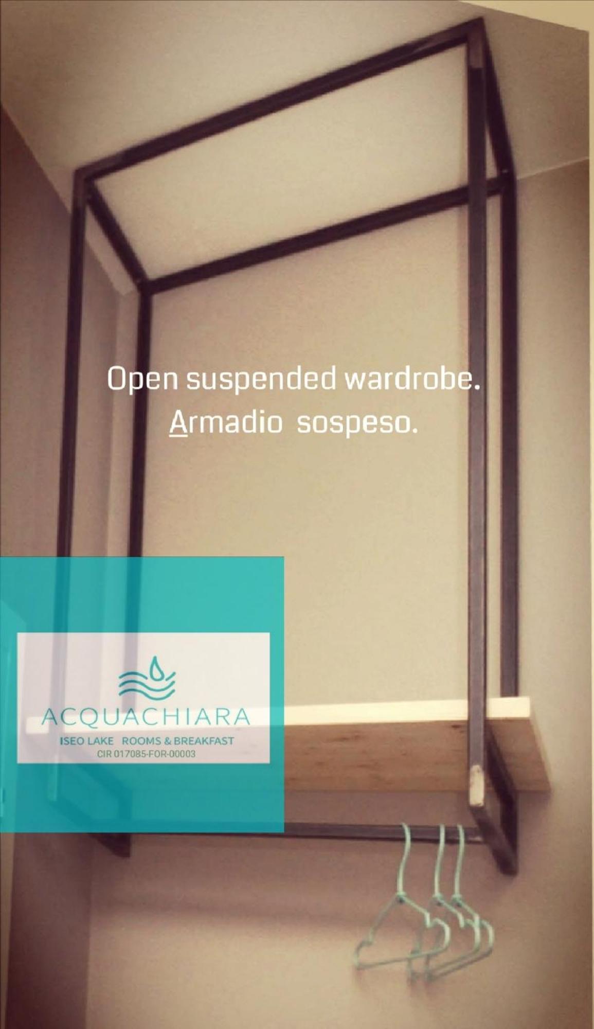 Acquachiara Iseo Deluxe Bed & Breakfast Iseo Center With Garden And Parking Inside Foresteria Zimmer foto